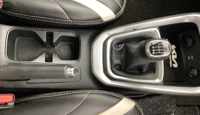 2021 KIA SONET HTX 1.0 IMT, Petrol, Manual, 60,596 km, Gear Lever