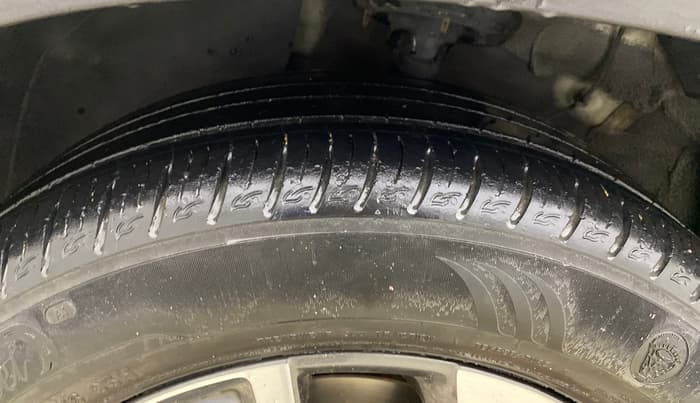 2021 KIA SONET HTX 1.0 IMT, Petrol, Manual, 60,596 km, Left Front Tyre Tread