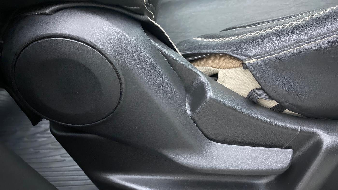 2019 Maruti New Wagon-R VXI 1.0, Petrol, Manual, 12,936 km, Driver Side Adjustment Panel