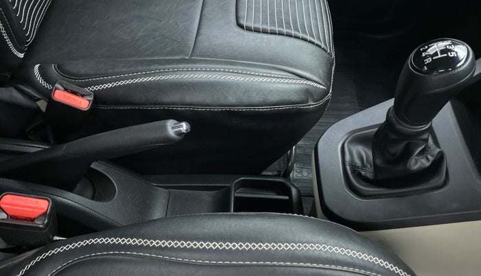 2019 Maruti New Wagon-R VXI 1.0, Petrol, Manual, 12,936 km, Gear Lever