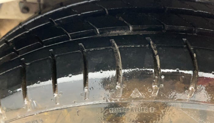 2017 Hyundai Elite i20 SPORTZ 1.2, Petrol, Manual, 63,020 km, Right Rear Tyre Tread