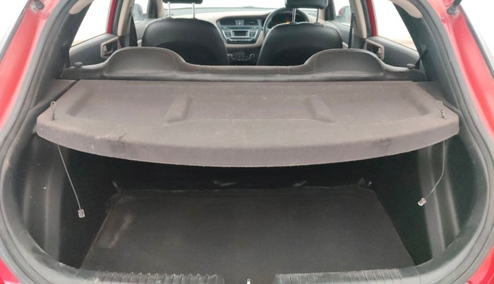 2016 Hyundai Elite i20 SPORTZ 1.2, Petrol, Manual, 1,15,706 km, Boot Inside