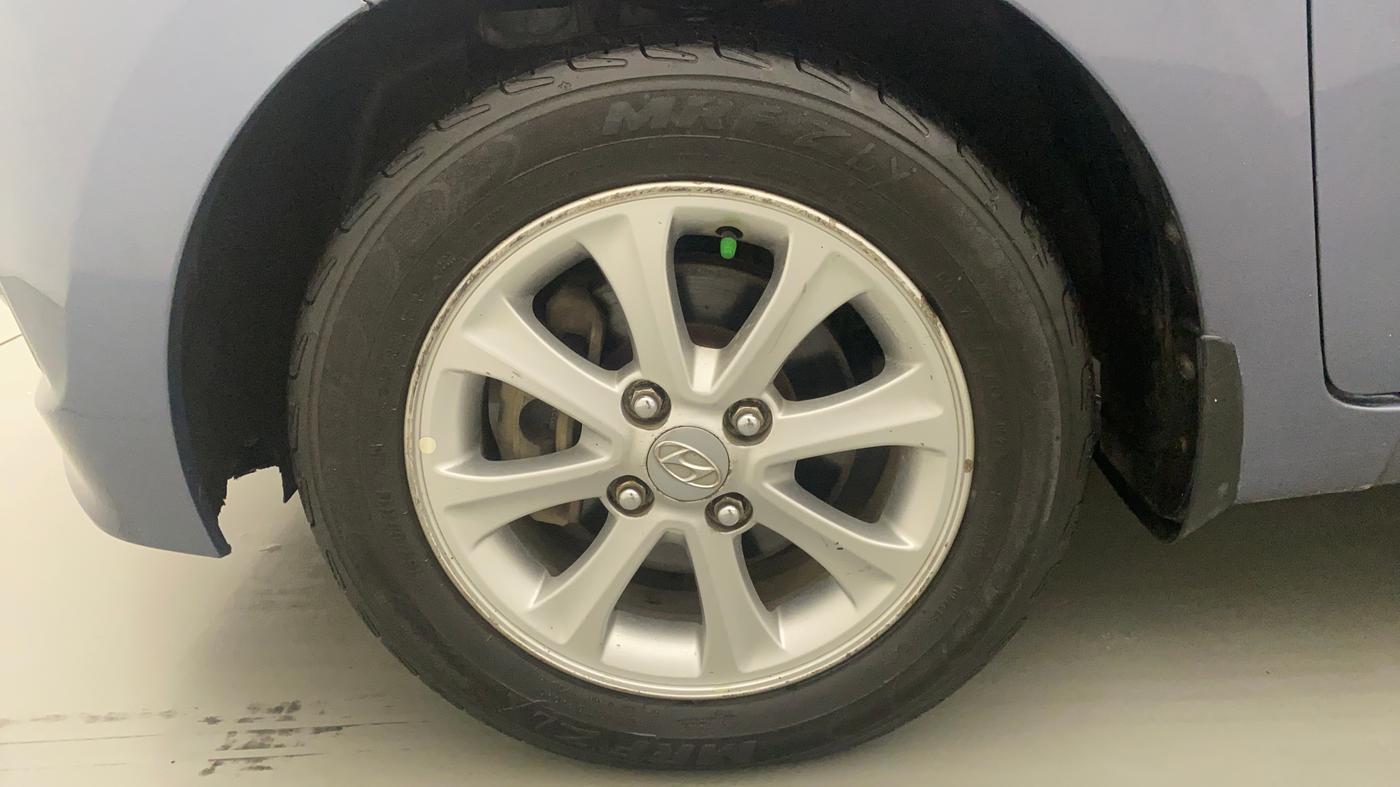 2016 Hyundai Grand i10 ASTA AT 1.2 KAPPA VTVT, Petrol, Automatic, 70,453 km, Left Front Wheel