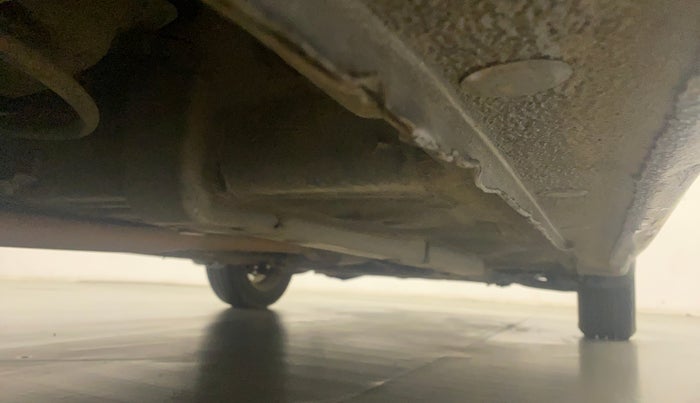 2016 Hyundai Grand i10 ASTA AT 1.2 KAPPA VTVT, Petrol, Automatic, 70,453 km, Right Side Underbody