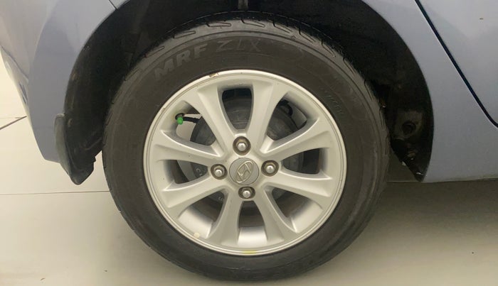 2016 Hyundai Grand i10 ASTA AT 1.2 KAPPA VTVT, Petrol, Automatic, 70,453 km, Right Rear Wheel