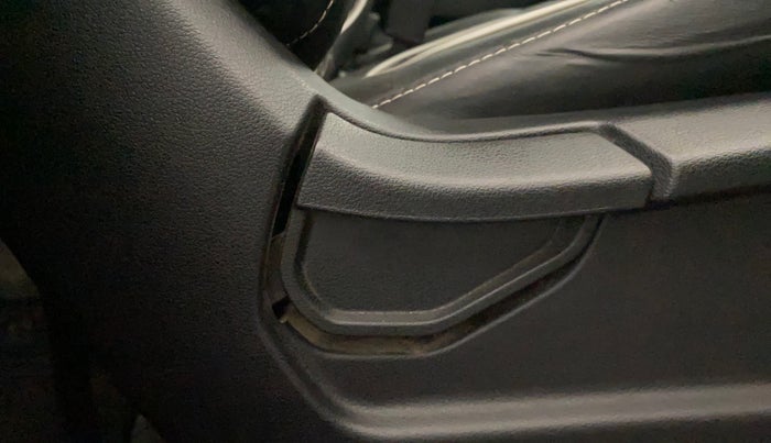 2021 Hyundai VENUE S 1.2, Petrol, Manual, 52,272 km, Driver Side Adjustment Panel