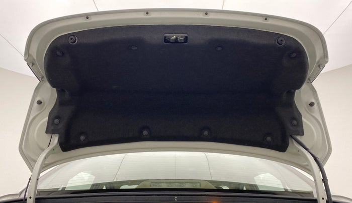 2018 Maruti Ciaz ALPHA 1.5 AT SHVS, Petrol, Automatic, 33,639 km, Boot Door Open