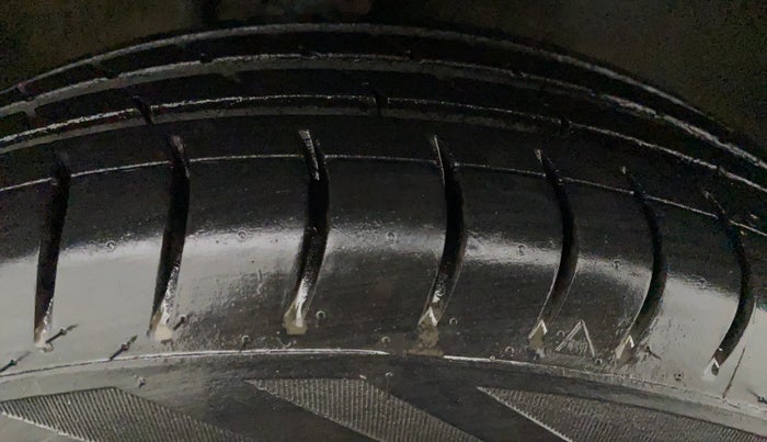 2016 Maruti Alto 800 LXI, Petrol, Manual, 38,292 km, Right Front Tyre Tread