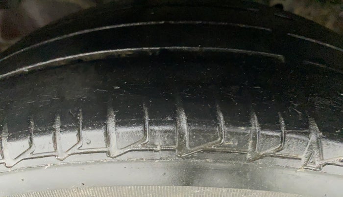 2017 Honda City V CVT, Petrol, Automatic, 43,462 km, Left Front Tyre Tread