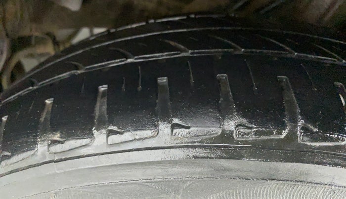 2017 Honda City V CVT, Petrol, Automatic, 43,462 km, Left Rear Tyre Tread