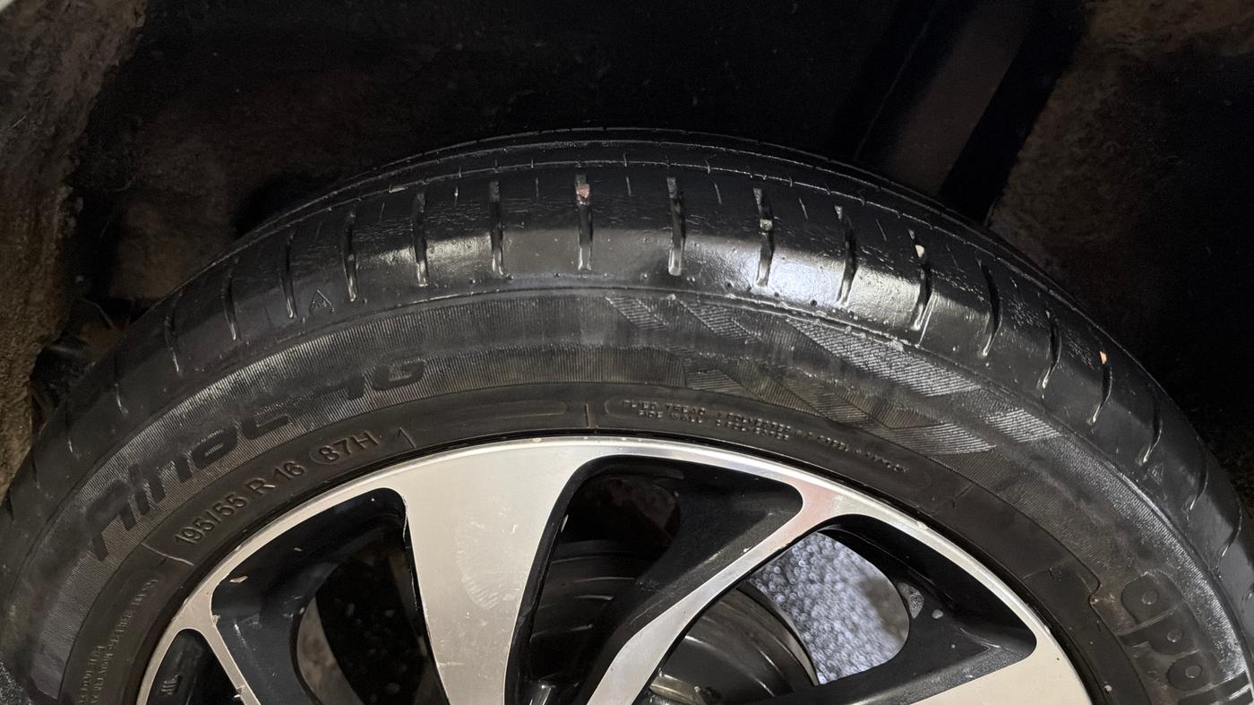 2021 Toyota Glanza G CVT, Petrol, Automatic, 31,660 km, Left Rear Tyre Tread