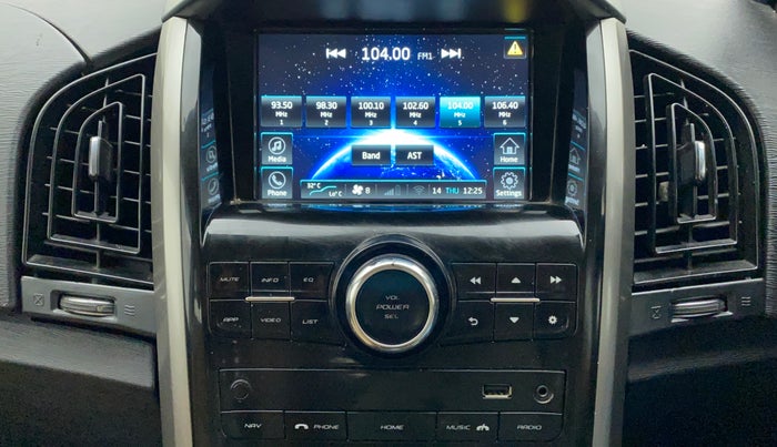 2020 Mahindra XUV500 W7 AT, Diesel, Automatic, 24,489 km, Infotainment System