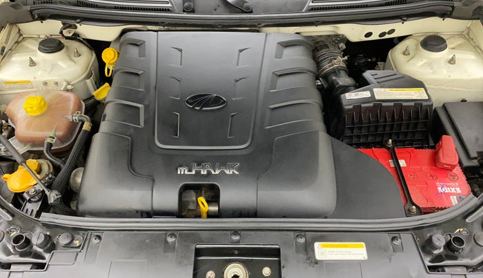 2020 Mahindra XUV500 W7 AT, Diesel, Automatic, 24,489 km, Open Bonet