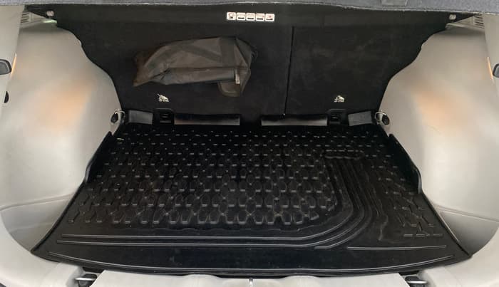 2021 Jeep Compass LONGITUDE (O) 1.4 PETROL DCT, Petrol, Automatic, 74,548 km, Boot Inside