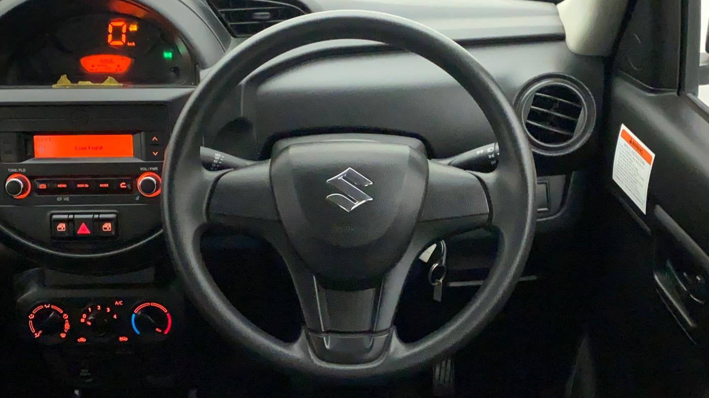 2020 Maruti S PRESSO VXI CNG, CNG, Manual, 5,866 km, Steering Wheel Close Up