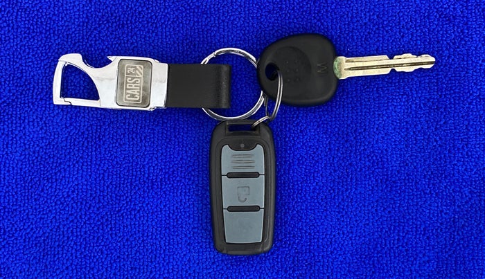 2009 Hyundai i10 SPORTZ 1.2 AT, Petrol, Automatic, 49,891 km, Key Close Up