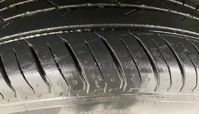 2024 Nissan MAGNITE XV PREMIUM, Petrol, Manual, 39,564 km, Left Front Tyre Tread