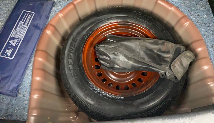 2024 Nissan MAGNITE XV PREMIUM, Petrol, Manual, 39,564 km, Spare Tyre