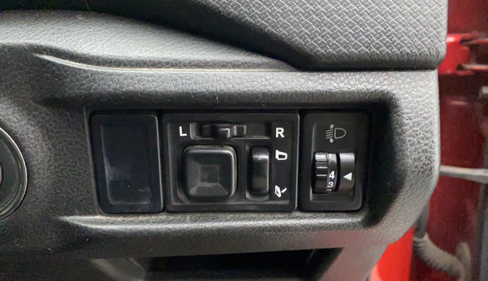 2018 Maruti Vitara Brezza ZDI PLUS, Diesel, Manual, 48,600 km, Dashboard - Headlight height adjustment not working