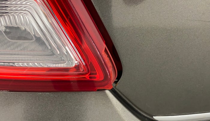 2019 Maruti Dzire VDI, Diesel, Manual, 89,272 km, Left tail light - Minor damage