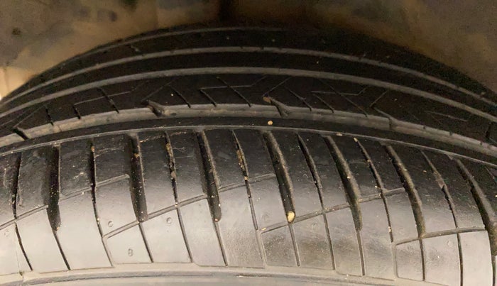 2020 Hyundai Verna SX 1.5 VTVT, Petrol, Manual, 7,622 km, Right Rear Tyre Tread