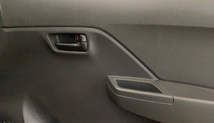 2023 Maruti Alto K10 VXI, Petrol, Manual, 12,065 km, Driver Side Door Panels Control