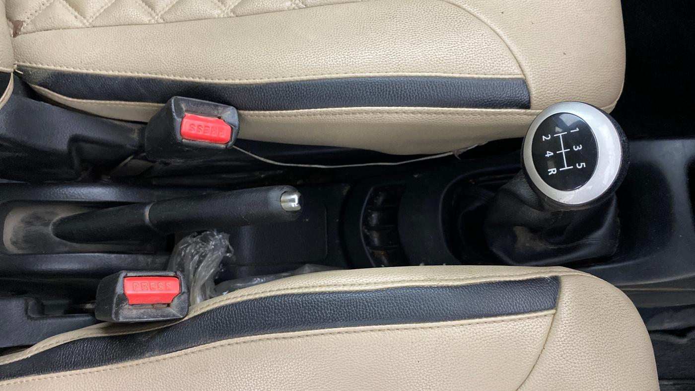 2018 Maruti Wagon R 1.0 VXI, CNG, Manual, 59,752 km, Gear Lever