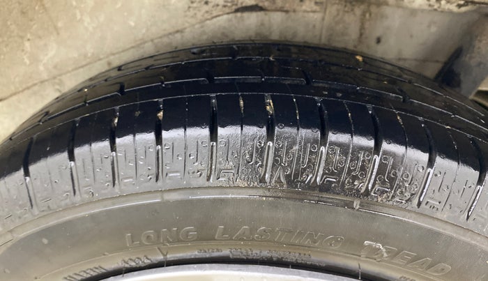 2018 Maruti Wagon R 1.0 VXI, CNG, Manual, 59,752 km, Left Rear Tyre Tread