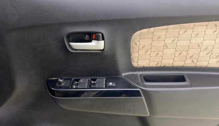 2018 Maruti Wagon R 1.0 VXI, CNG, Manual, 59,752 km, Driver Side Door Panels Control