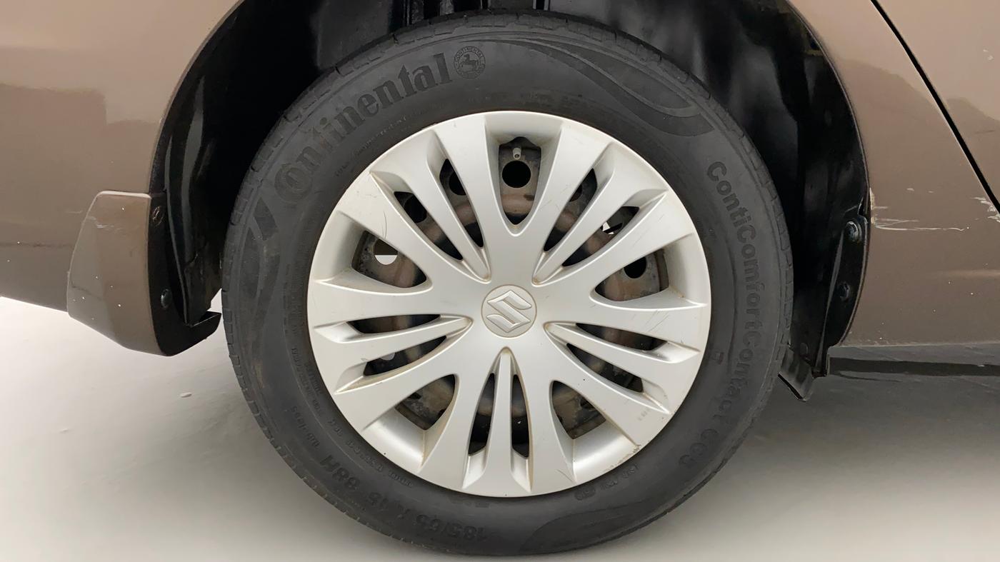 2014 Maruti Ciaz VDI, Diesel, Manual, 94,028 km, Right Rear Wheel