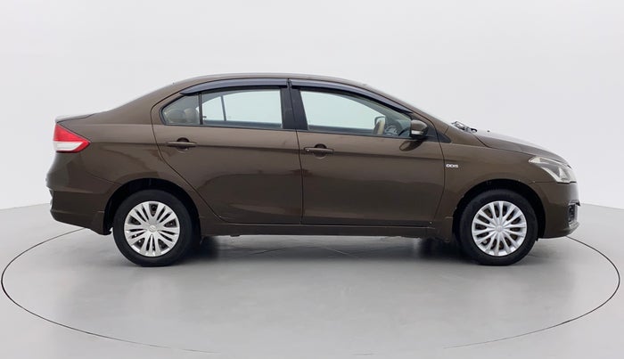 2014 Maruti Ciaz VDI, Diesel, Manual, 94,028 km, Right Side View