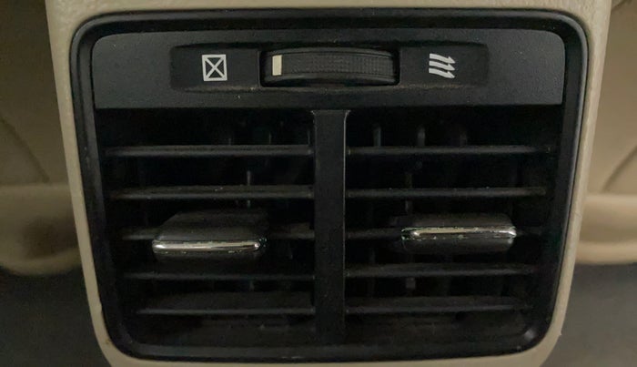 2014 Maruti Ciaz VDI, Diesel, Manual, 94,028 km, Rear AC Vents