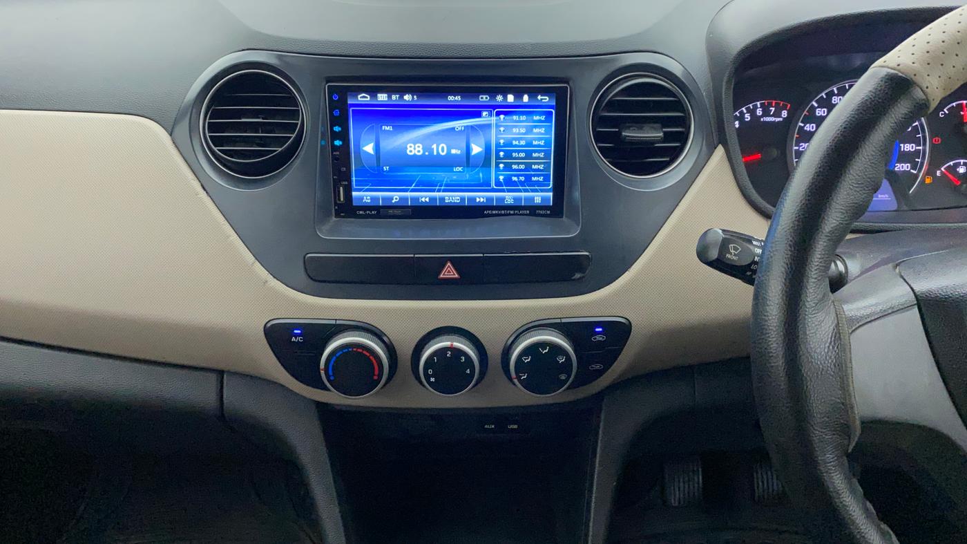 2013 Hyundai Grand i10 SPORTZ 1.2 KAPPA VTVT, Petrol, Manual, 1,00,490 km, Air Conditioner