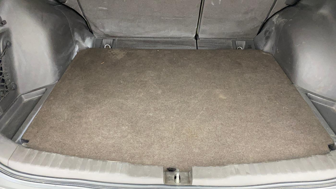 2014 Honda CRV 2.0L I-VTEC 2WD AT, Petrol, Automatic, 1,30,612 km, Boot Inside