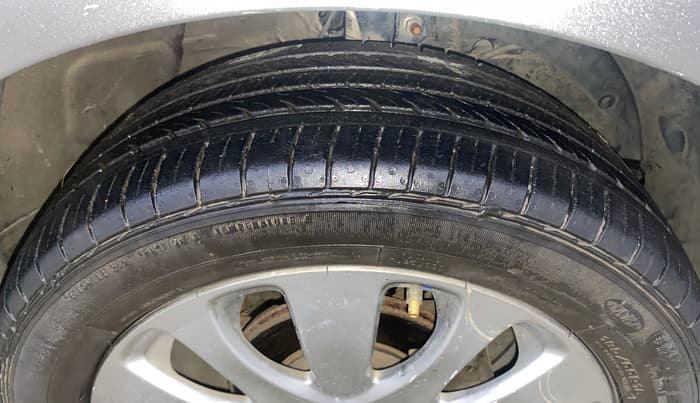 2016 Maruti Baleno ALPHA PETROL 1.2, Petrol, Manual, 77,553 km, Right Front Tyre Tread
