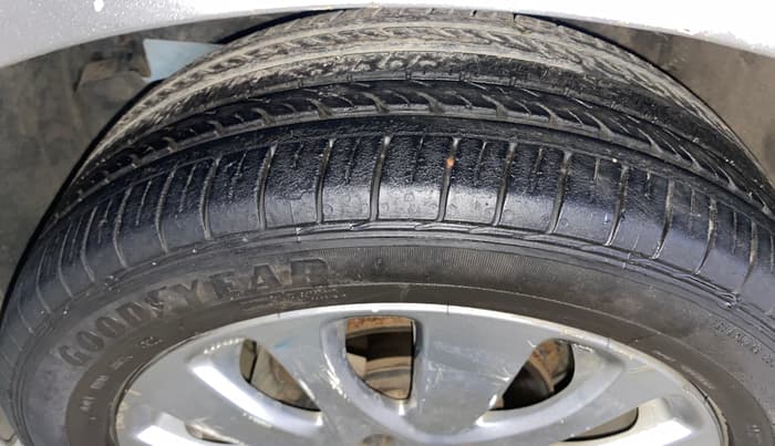 2016 Maruti Baleno ALPHA PETROL 1.2, Petrol, Manual, 77,553 km, Left Front Tyre Tread