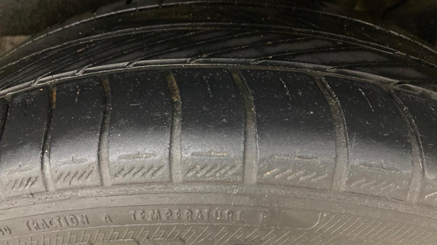 2023 Maruti Dzire ZXI, Petrol, Manual, 1,13,468 km, Left Rear Tyre Tread