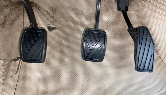 2023 Maruti Dzire ZXI, Petrol, Manual, 1,13,388 km, Pedals