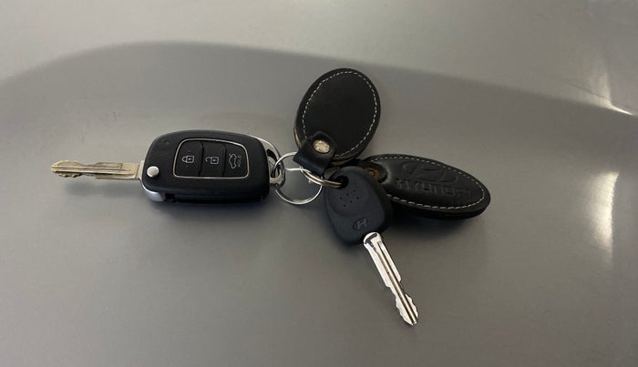 2023 Hyundai GRAND I10 NIOS ERA 1.2 KAPPA VTVT, Petrol, Manual, 12,662 km, Key Close Up