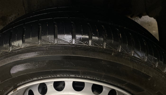 2023 Hyundai GRAND I10 NIOS ERA 1.2 KAPPA VTVT, Petrol, Manual, 12,662 km, Left Rear Tyre Tread