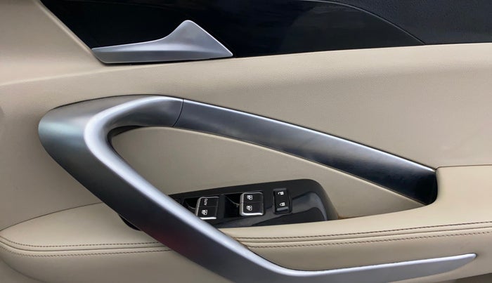 2021 MG HECTOR SHARP 2.0 DIESEL, Diesel, Manual, 87,628 km, Driver Side Door Panels Control