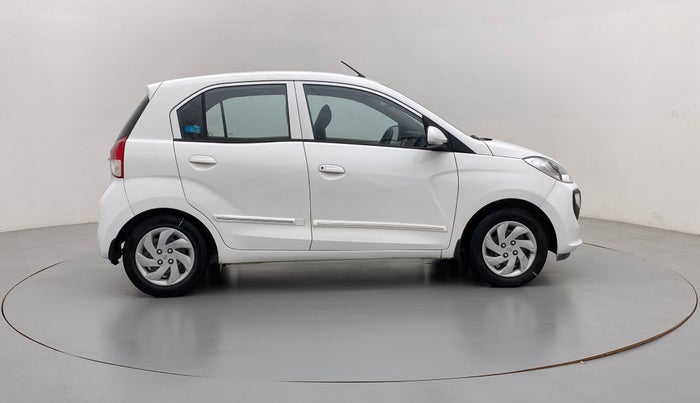 2018 Hyundai NEW SANTRO SPORTZ 1.1, CNG, Manual, 38,162 km, Right Side View