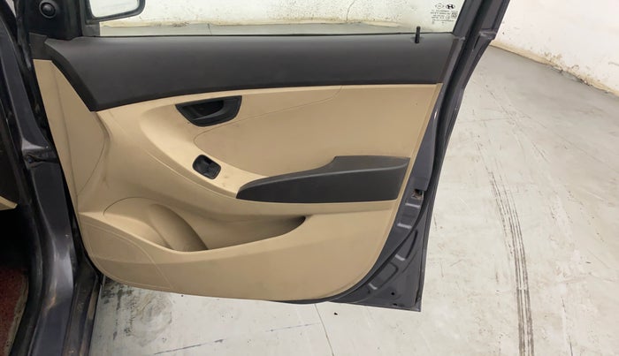 2018 Hyundai Eon MAGNA +, Petrol, Manual, 68,625 km, Driver Side Door Panels Control