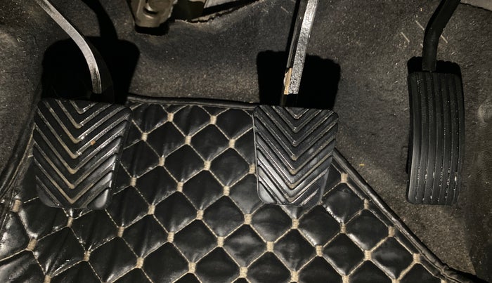 2016 Hyundai Creta SX PLUS 1.6 PETROL, Petrol, Manual, 1,05,447 km, Pedals