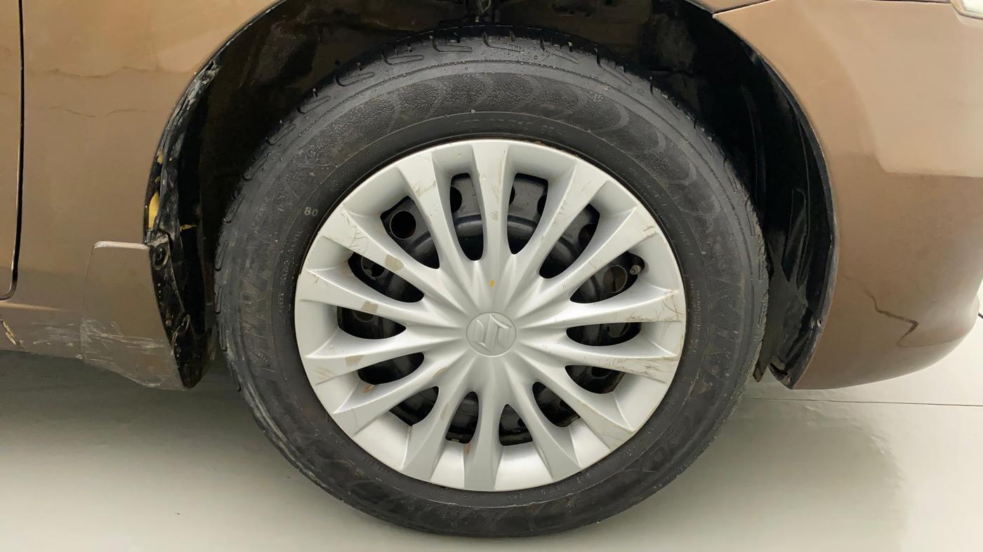 2015 Maruti Ciaz VXI+, Petrol, Manual, 49,434 km, Right Front Wheel