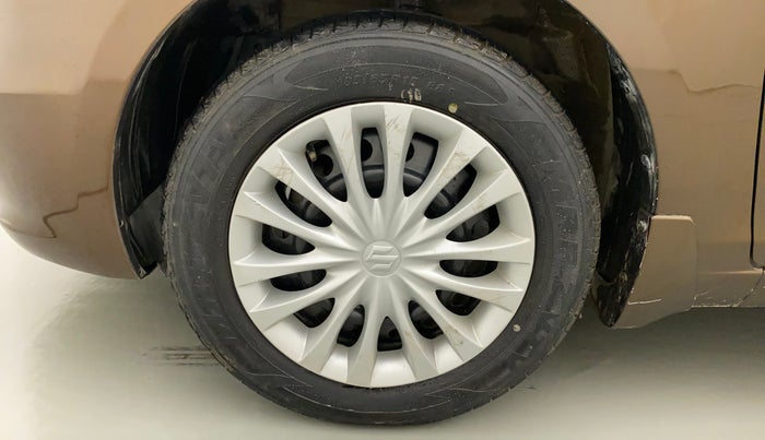 2015 Maruti Ciaz VXI+, Petrol, Manual, 49,434 km, Left Front Wheel