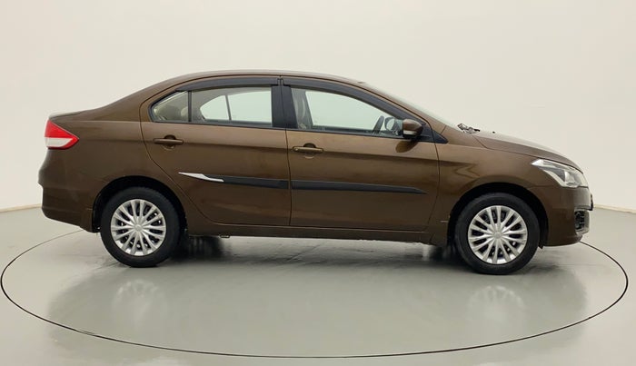 2015 Maruti Ciaz VXI+, Petrol, Manual, 49,434 km, Right Side View