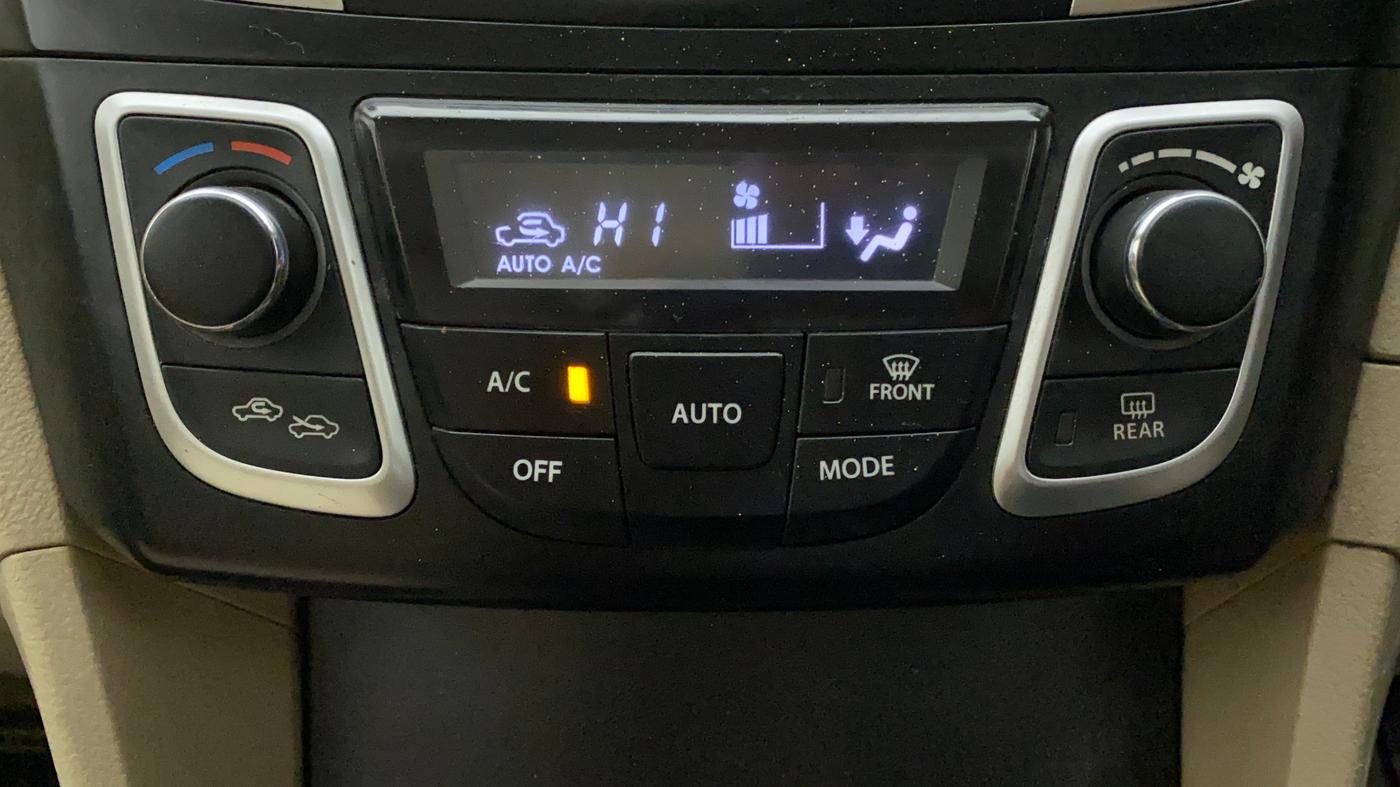 2015 Maruti Ciaz VXI+, Petrol, Manual, 49,434 km, Automatic Climate Control