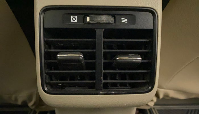 2015 Maruti Ciaz VXI+, Petrol, Manual, 49,434 km, Rear AC Vents