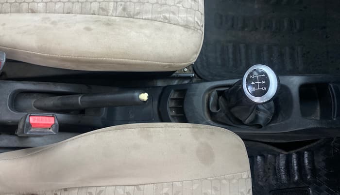 2018 Maruti Wagon R 1.0 VXI, Petrol, Manual, 62,246 km, Gear Lever